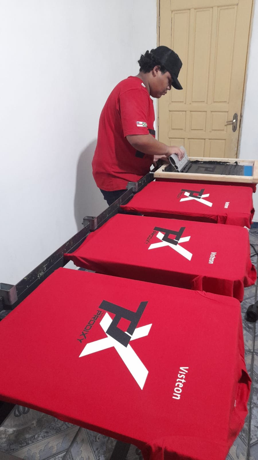 Curso de Serigrafia em Manaus | Aprenda do Zero ao Profissional 6 WhatsApp Image 2026-03-09 at 16.49.45 (2)